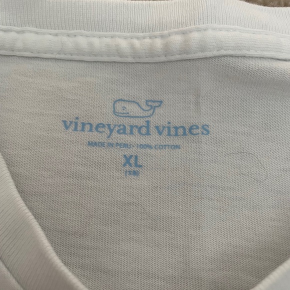 Vineyard Vines Boy’s X-large Tee. Excellent condition. - Picture 3 of 8